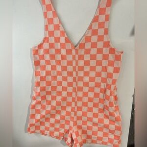 eesome Coral and Cream Checkerboard Knit Romper sleeveless size large cotton
